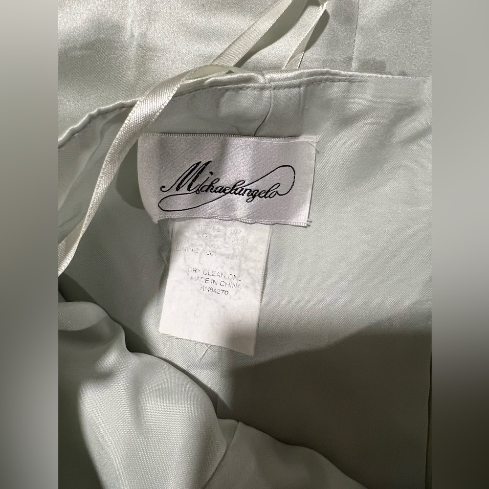 Michaelango Ballgown Light Green - Picture 10 of 10